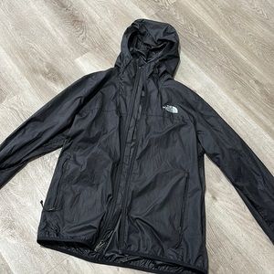 The north face windbreaker in a men’s size small in good condition